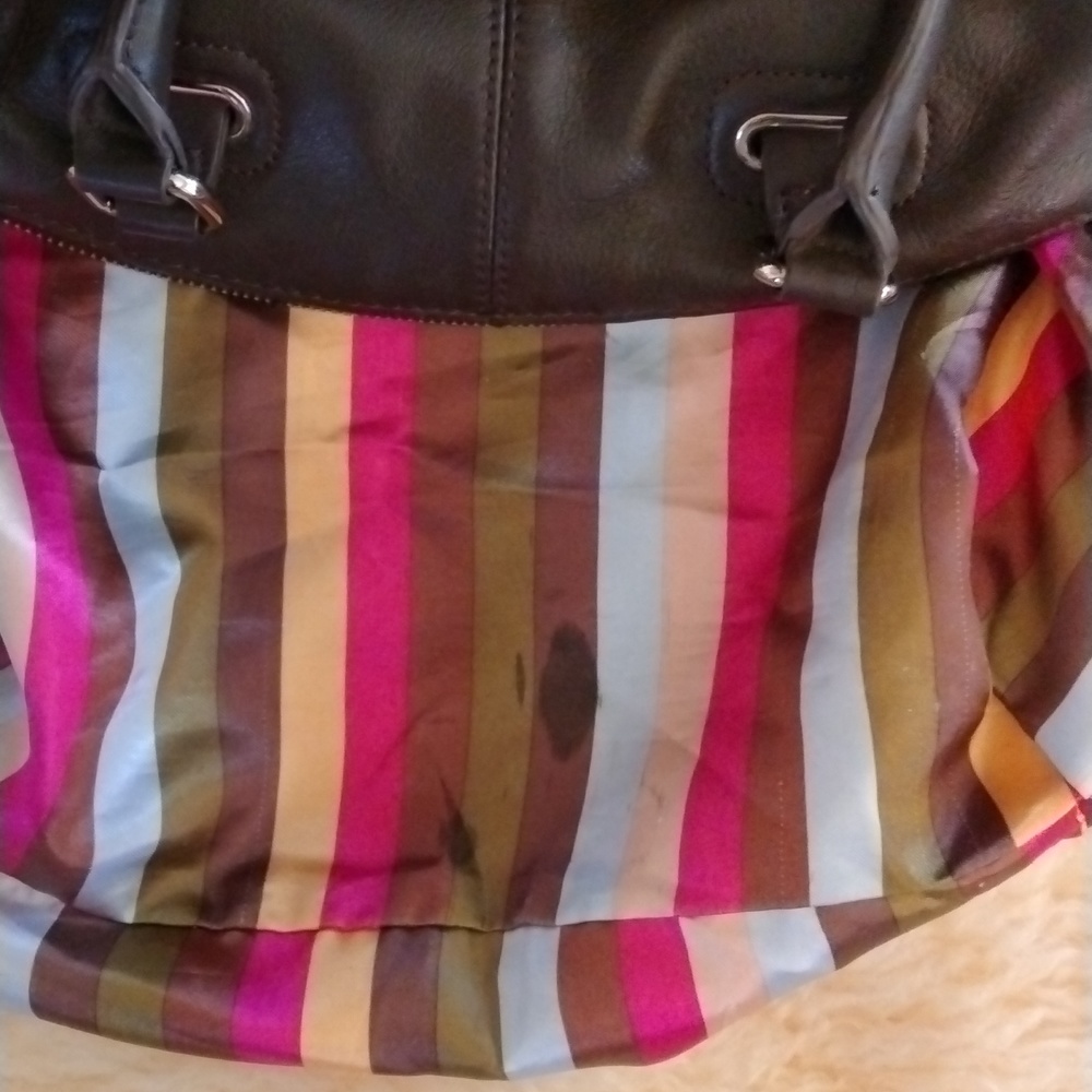 Tignanello Leather Purse - Picture 5 of 5